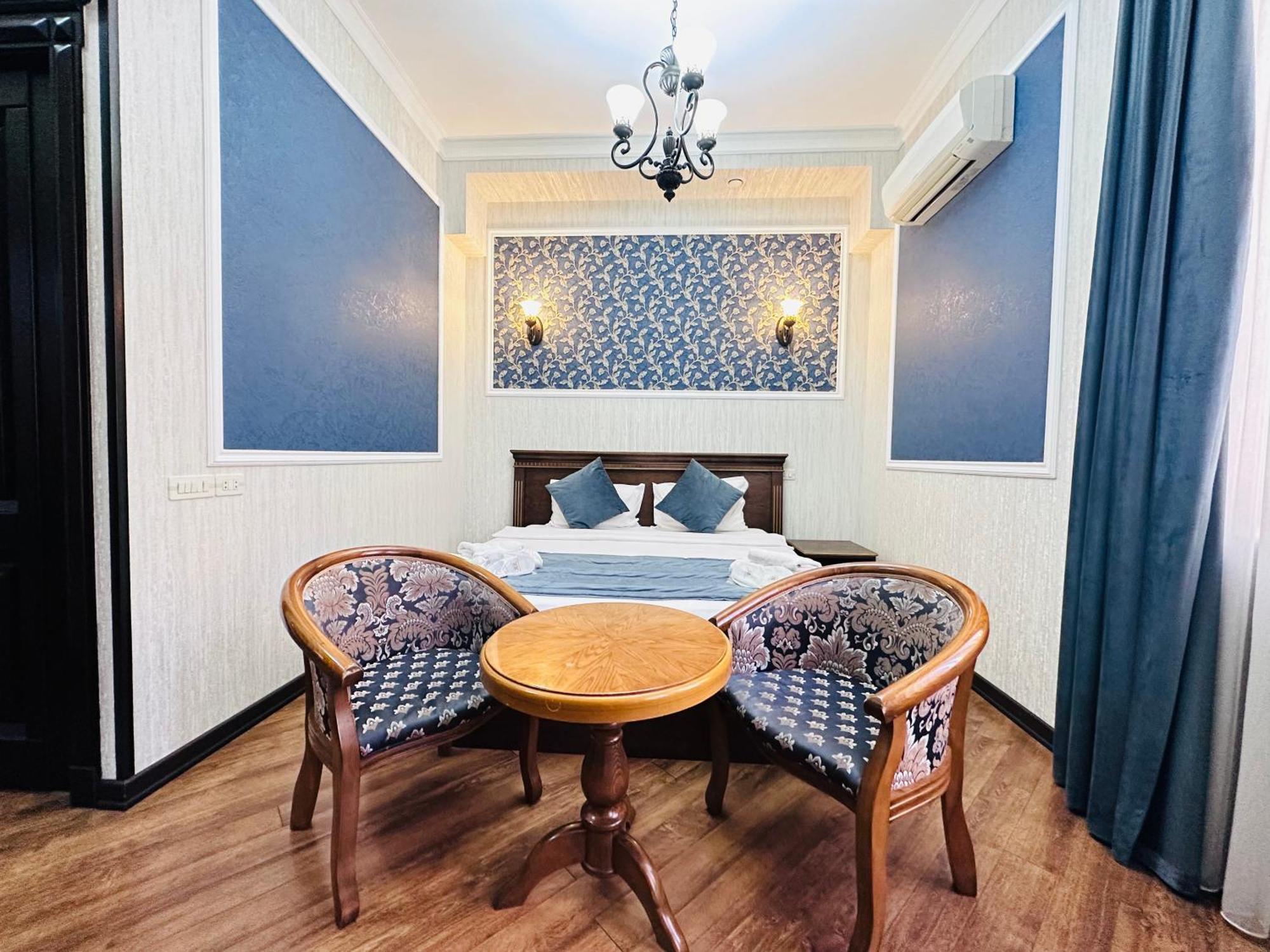 Royal Renaysance Hotel Ереван Екстериор снимка